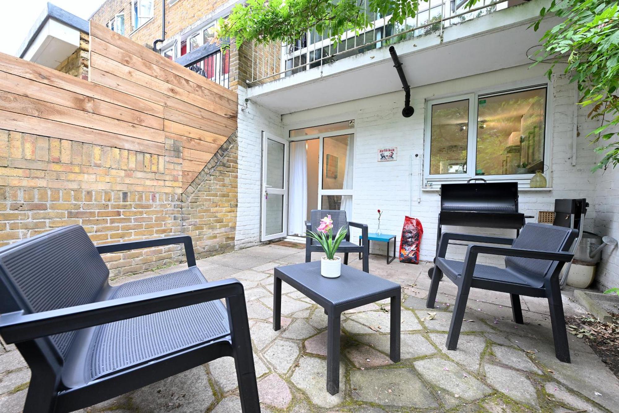4 Bedroom Patio House Regent'S Park - Parking Лондон Экстерьер фото